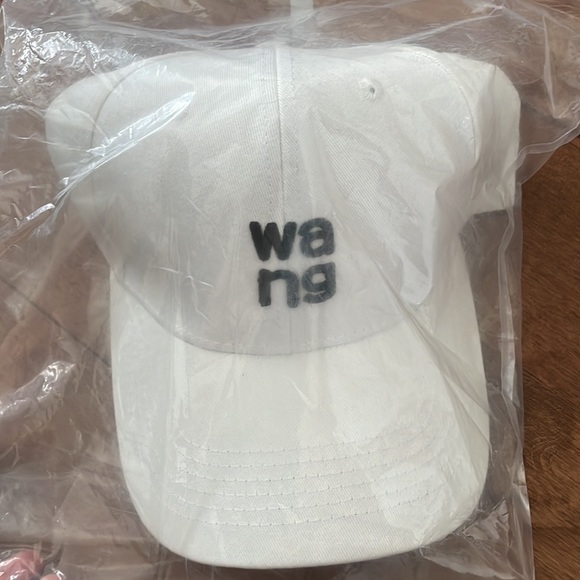 FAUX WANG BASEBALL CAP - Picture 2 of 3